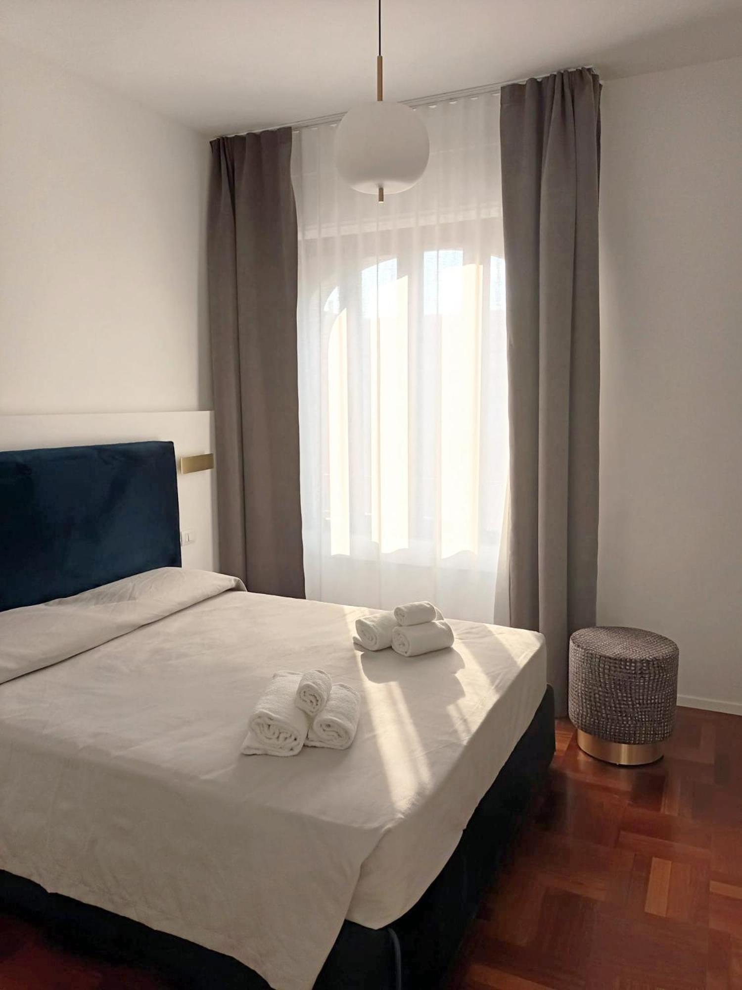 B&Bari, Via Crollalanza, Le Case Di Aurelia Guesthouse 外观 照片